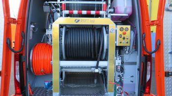 Kompaktowe Wysokociśnieniowe Systemy Czyszczące (Feierabend & Fock GmbH)